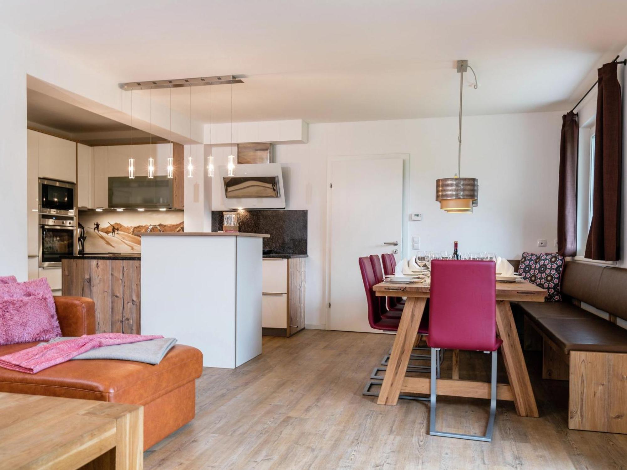 Beautiful Apartment Near Ski Area In Salzburg Zell am See Bagian luar foto