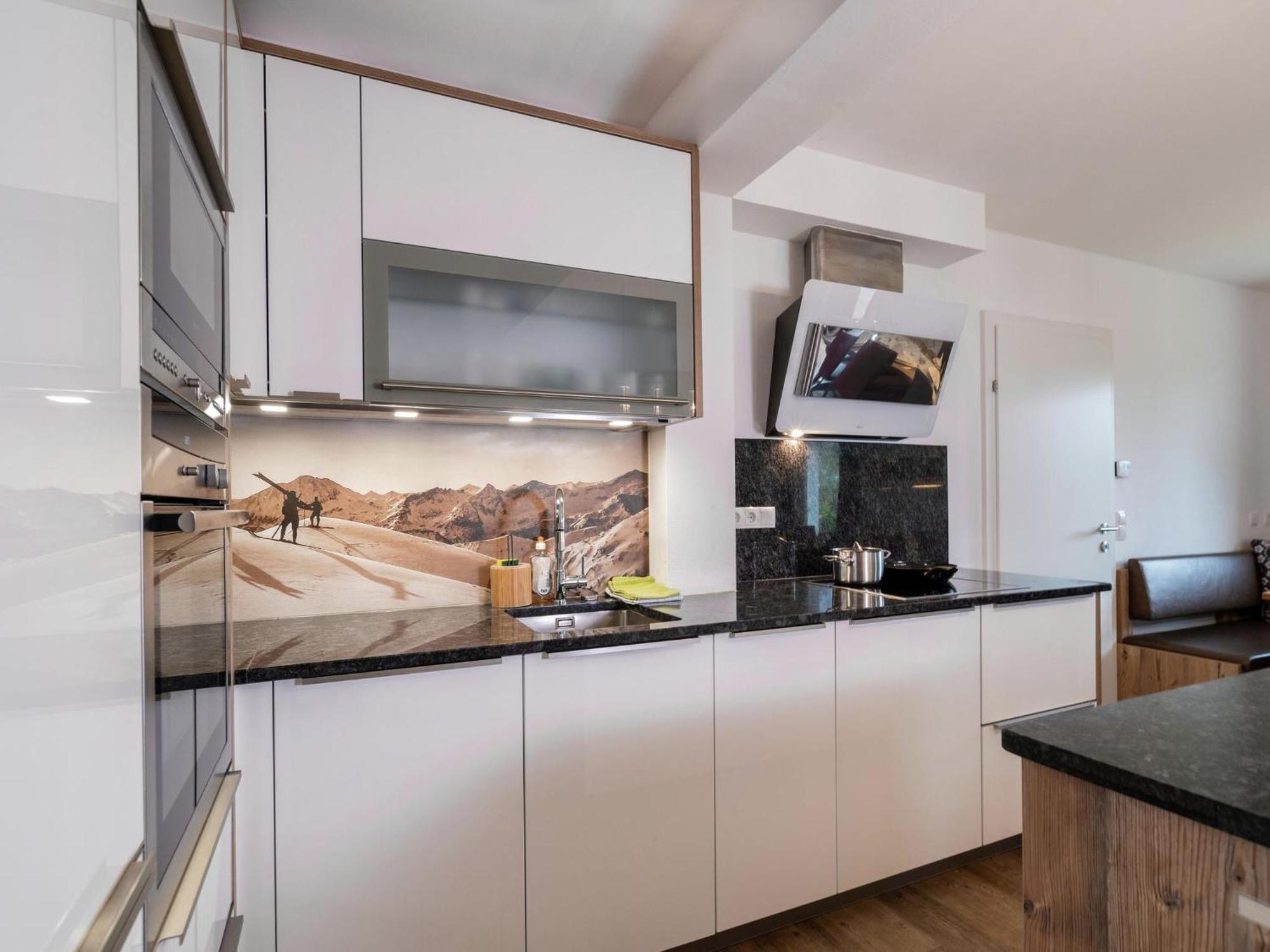 Beautiful Apartment Near Ski Area In Salzburg Zell am See Bagian luar foto