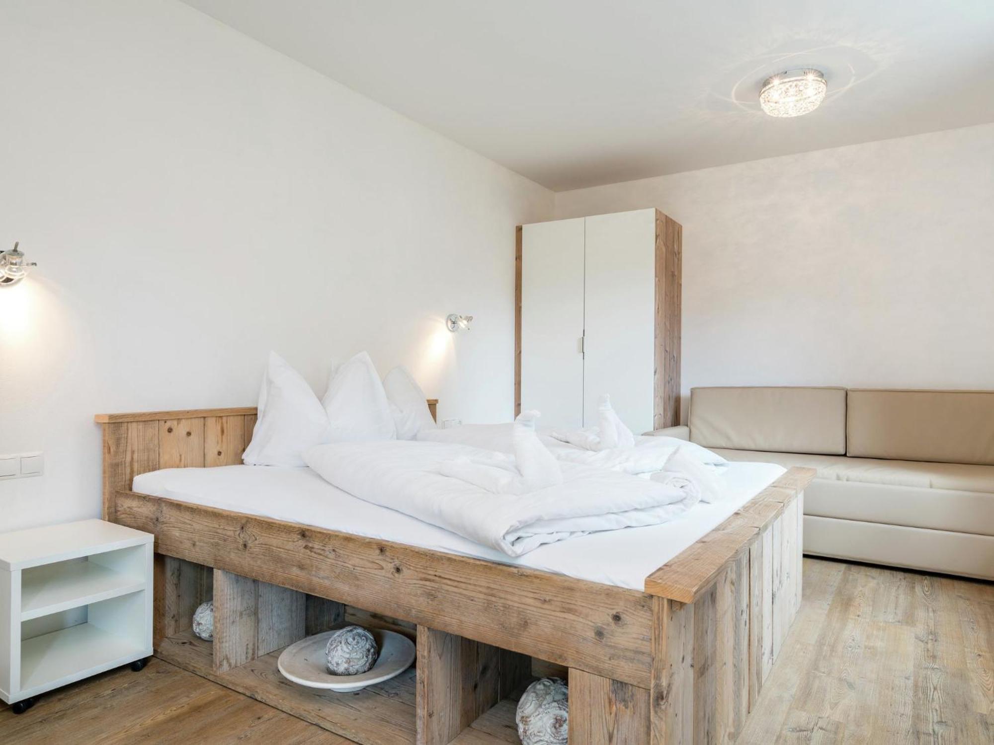 Beautiful Apartment Near Ski Area In Salzburg Zell am See Bagian luar foto